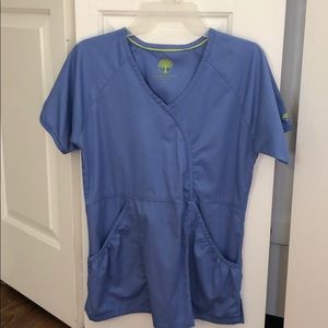 Like new Healing Hands scrub top